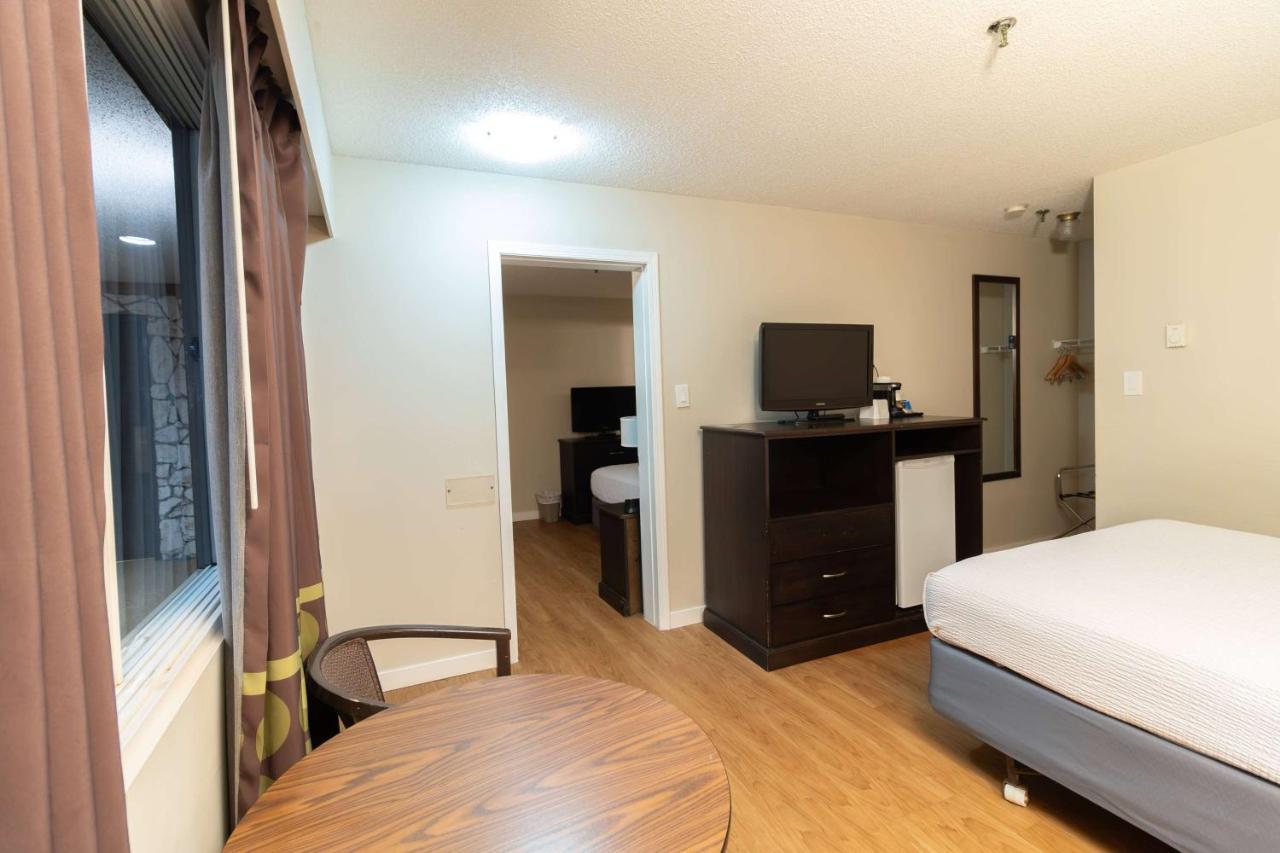 Super 8 By Wyndham Prince George Esterno foto