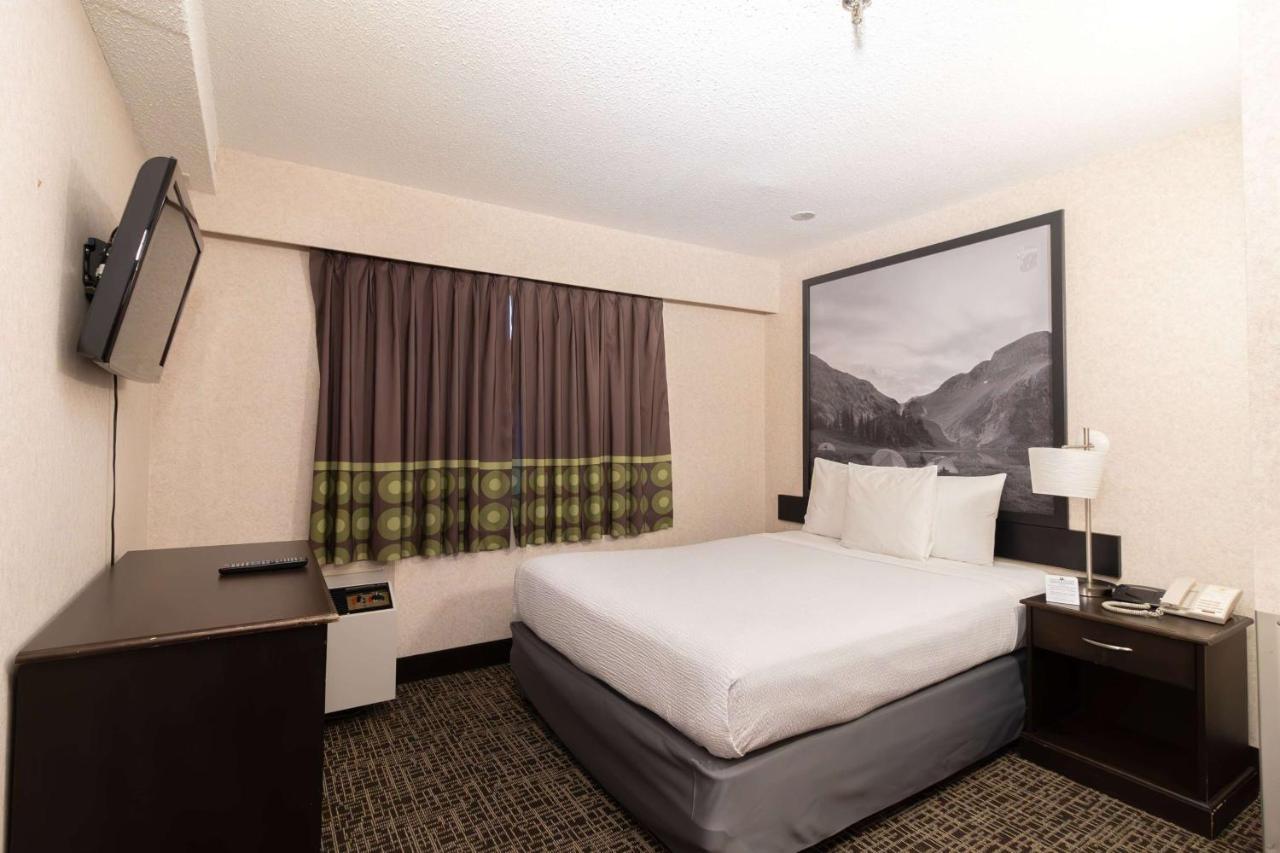 Super 8 By Wyndham Prince George Esterno foto