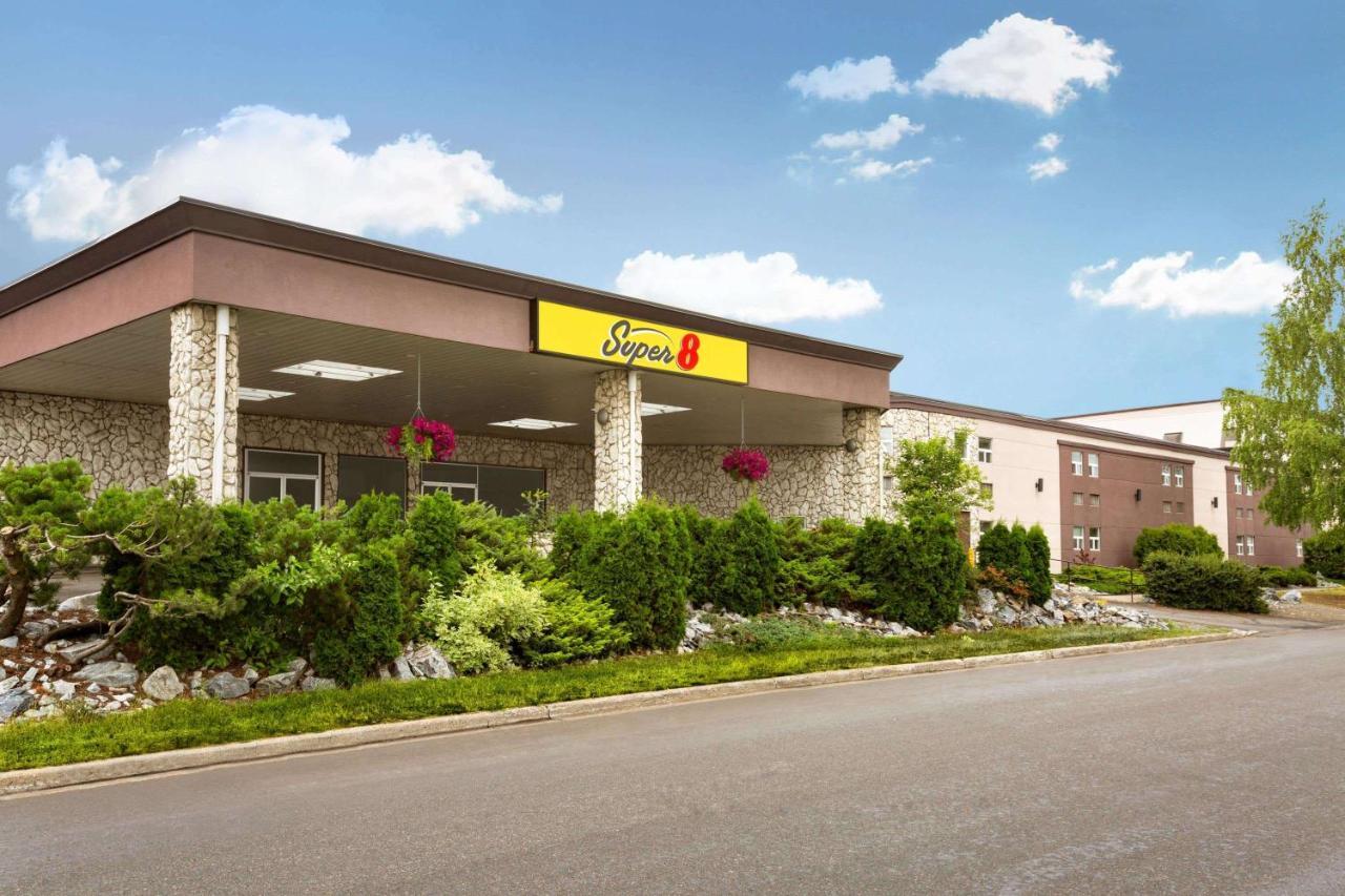 Super 8 By Wyndham Prince George Esterno foto