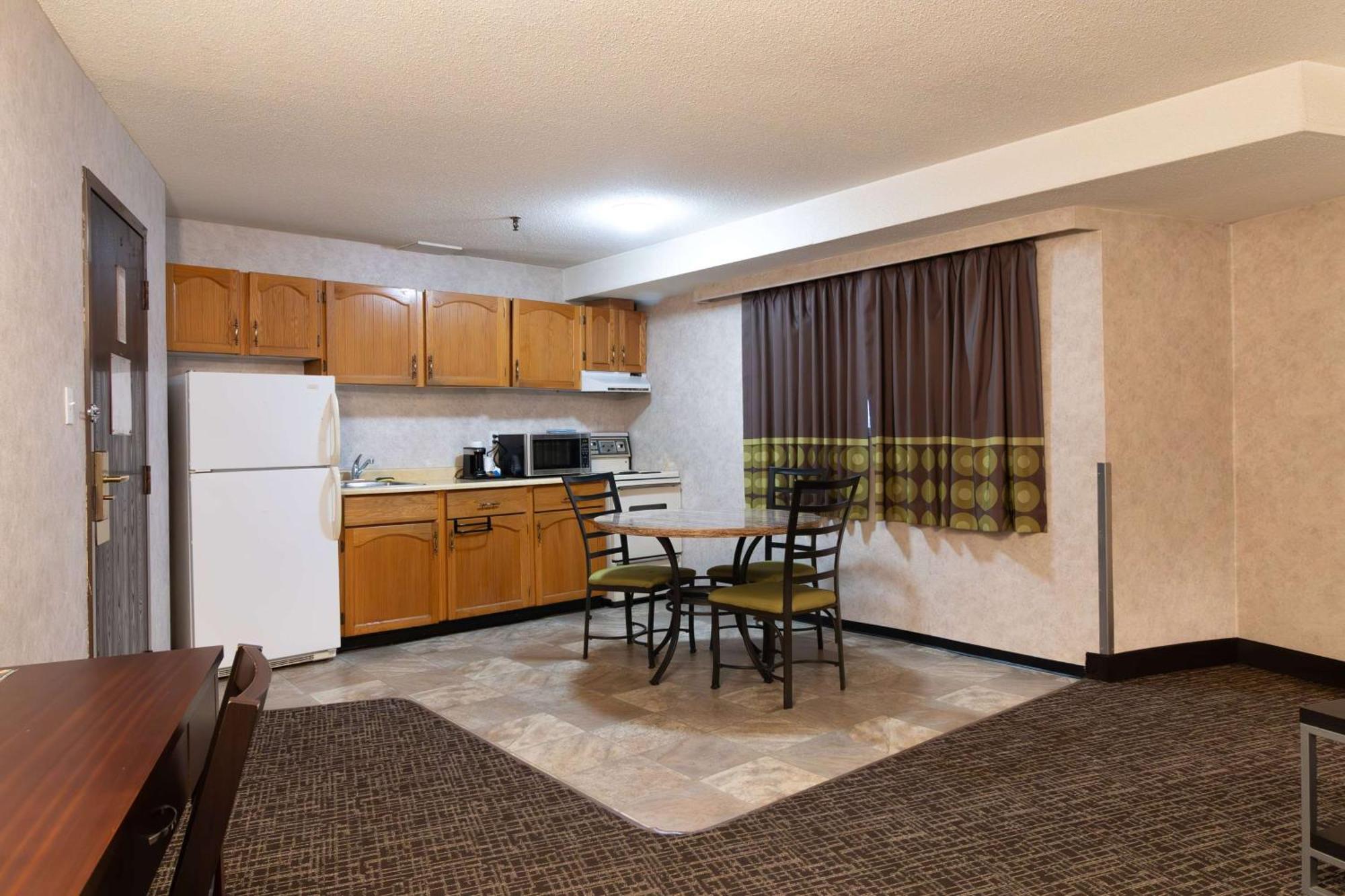 Super 8 By Wyndham Prince George Esterno foto