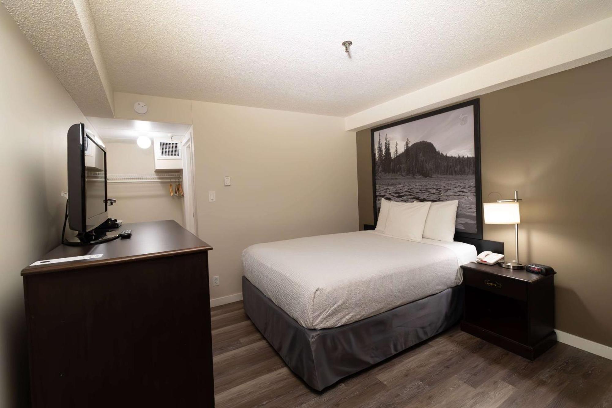 Super 8 By Wyndham Prince George Esterno foto