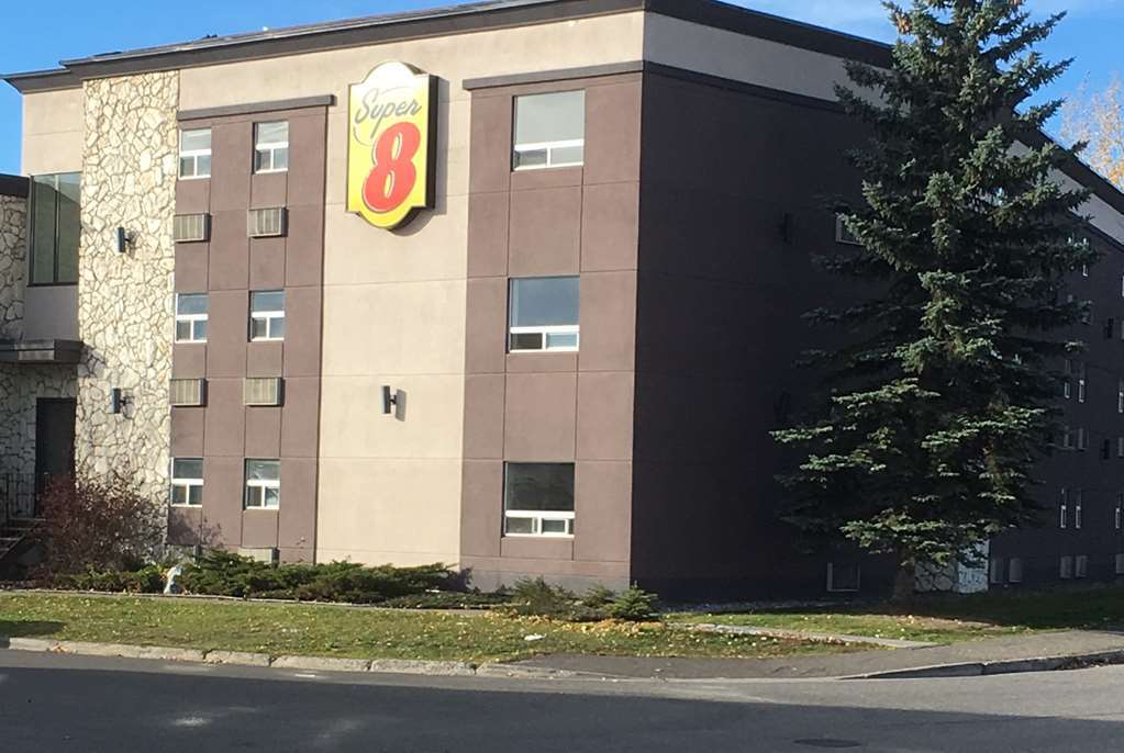 Super 8 By Wyndham Prince George Esterno foto